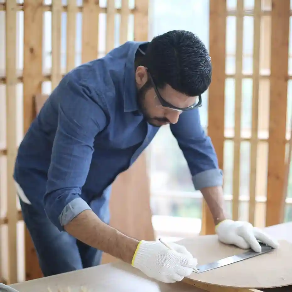 Why Contractors in Ranchi Prefer Zander Plywood for Durable Construction
